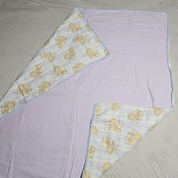 Precious Moments puppy baby blanket with crocheted edges 38" by 40" - Picture 6 of 15